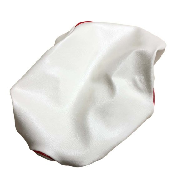 画像2: Cifmo(シフモ) レッツ　(CA4AA)4ST シートカバー 白カバー 赤パイピング 被せタイプ 安心の日本製 高品質 シートリペア CIF-78178 【送料無料 一部地域除く】 (2)