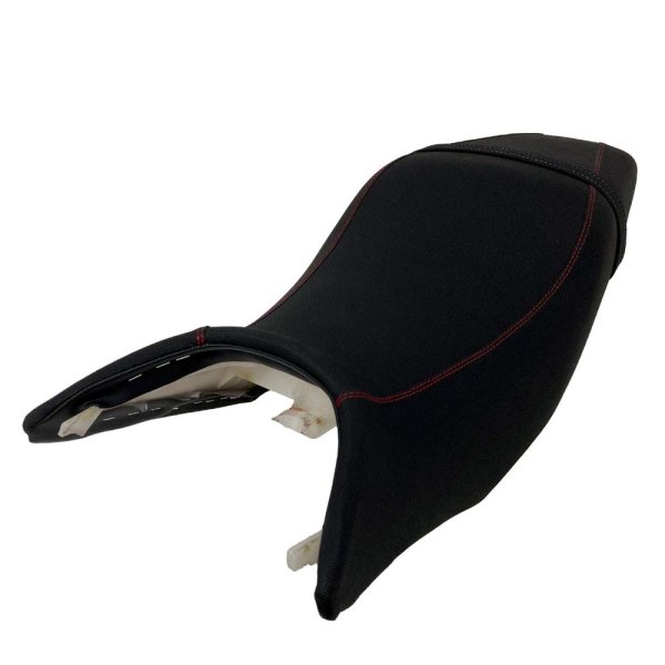 画像2: G GRIP VTR250/MC33 シート張替え施工 前後一体型シート 専用キットで送るだけの簡単手続き I1030-10【送料無料 一部地域除く】 (2)